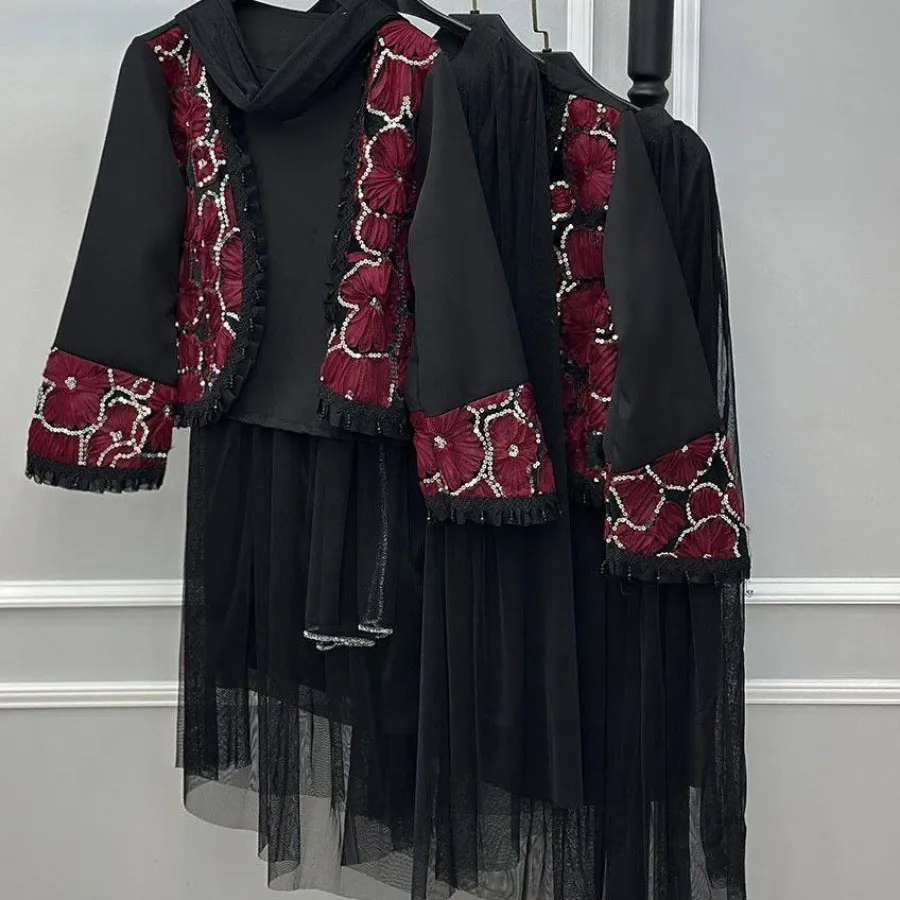 کت و دامن و شال