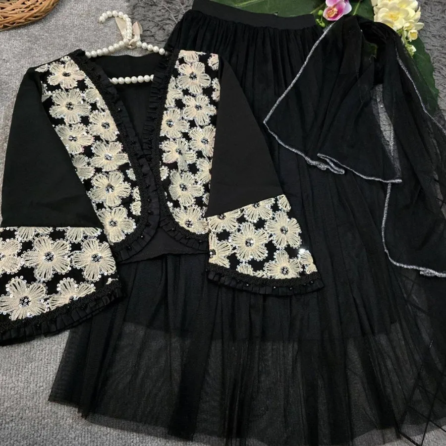 کت و دامن و شال