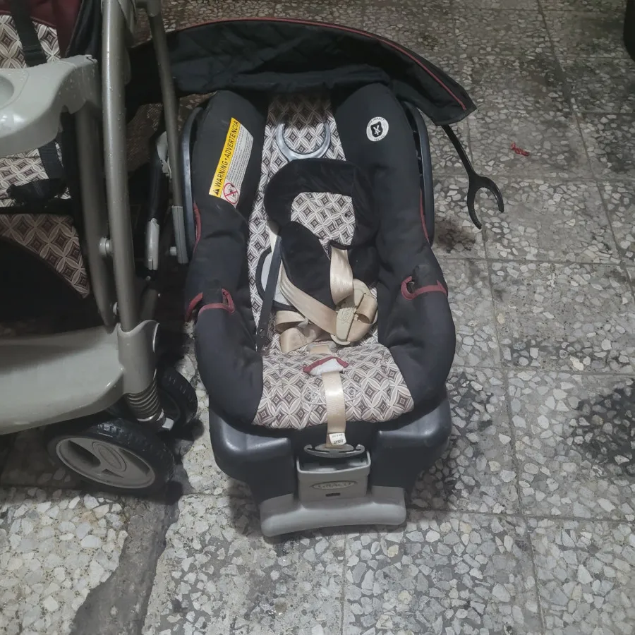 کالسکه و صندلی ماشین