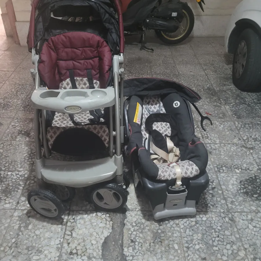 کالسکه و صندلی ماشین