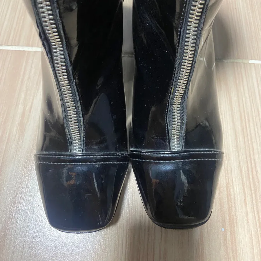 بوت بسیار زیباس