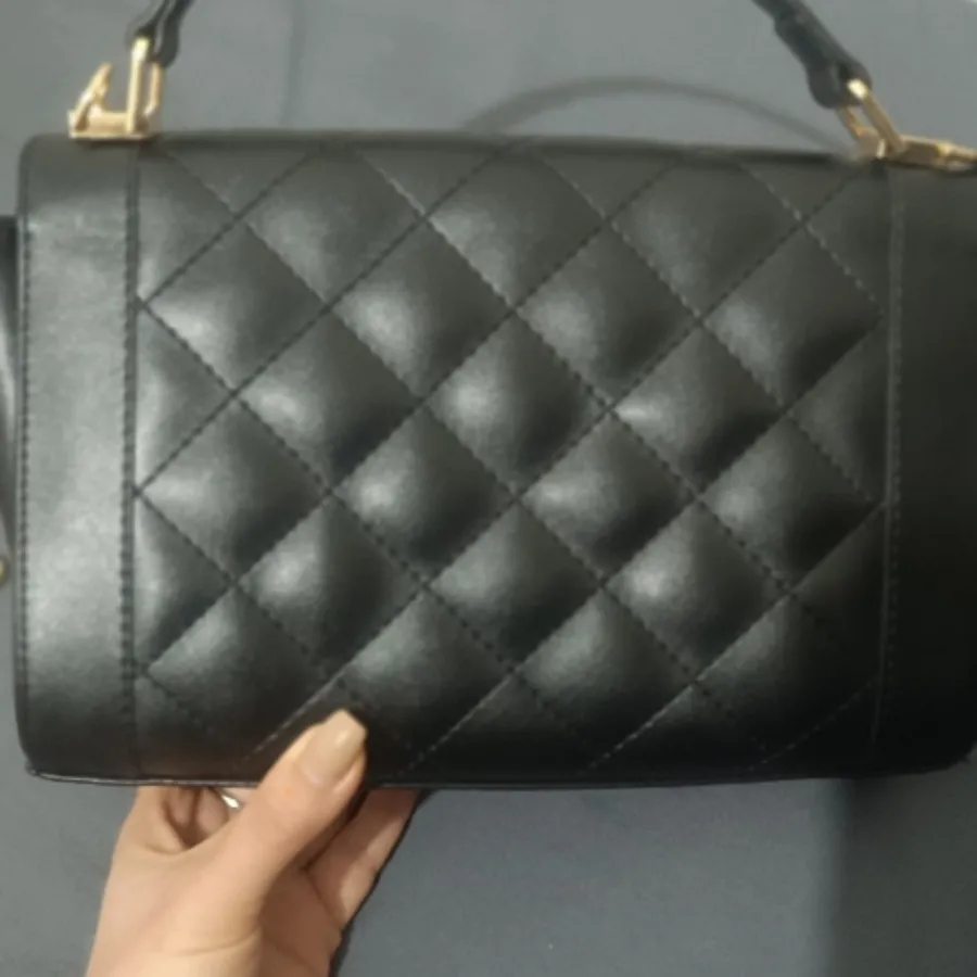 کیف برند بوفالوسفید