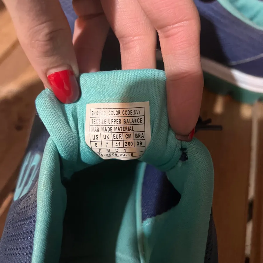 کتونی اسکیچرز اورجینال