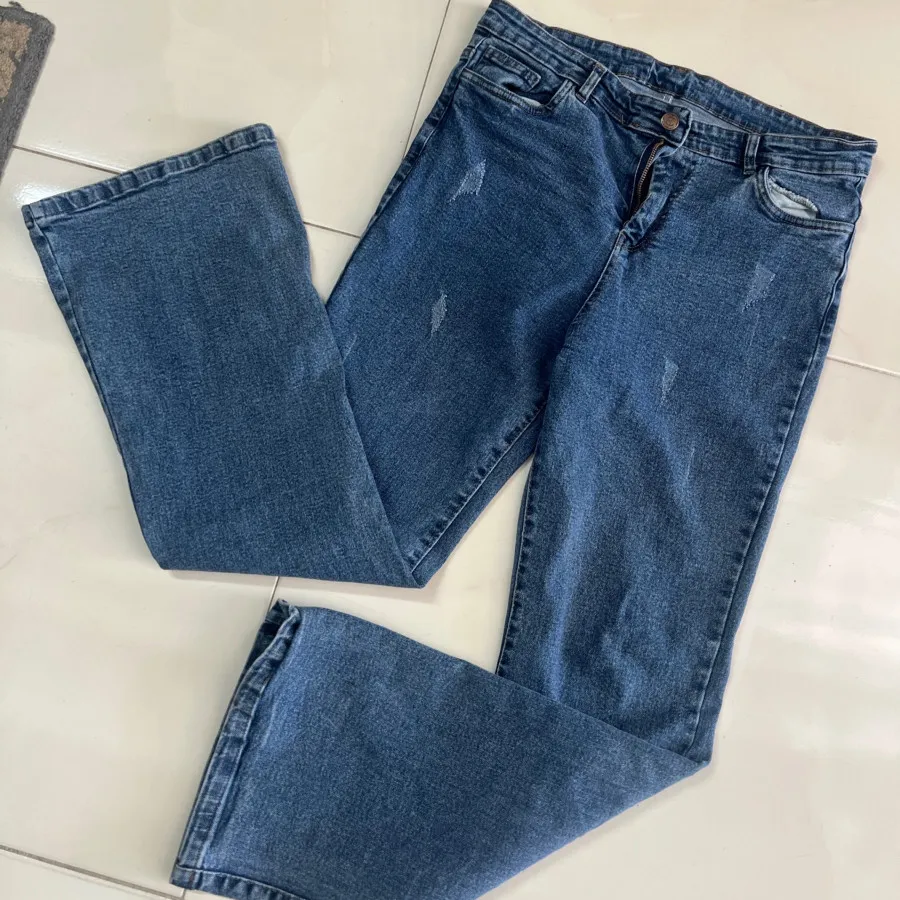 شلوار لی بوتکات