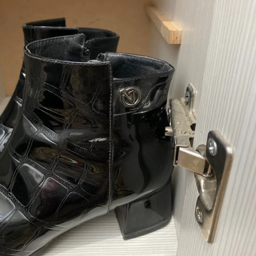 نیم بوت خارجی