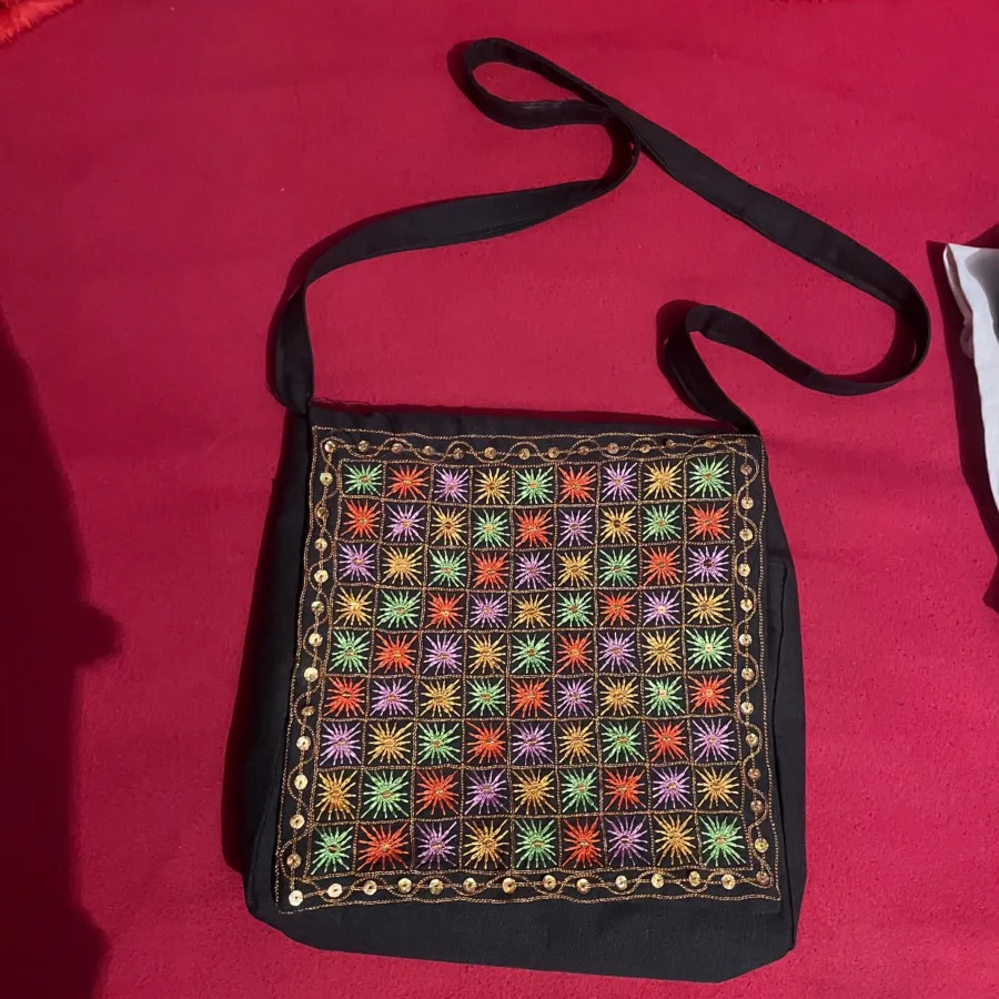 کیف سوزن دوزی