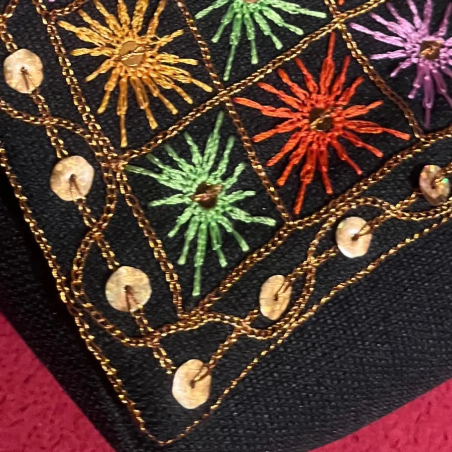 کیف سوزن دوزی