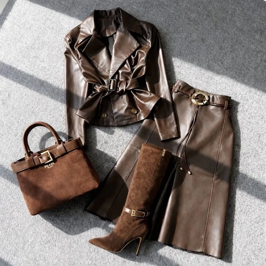 کت دامن چرم