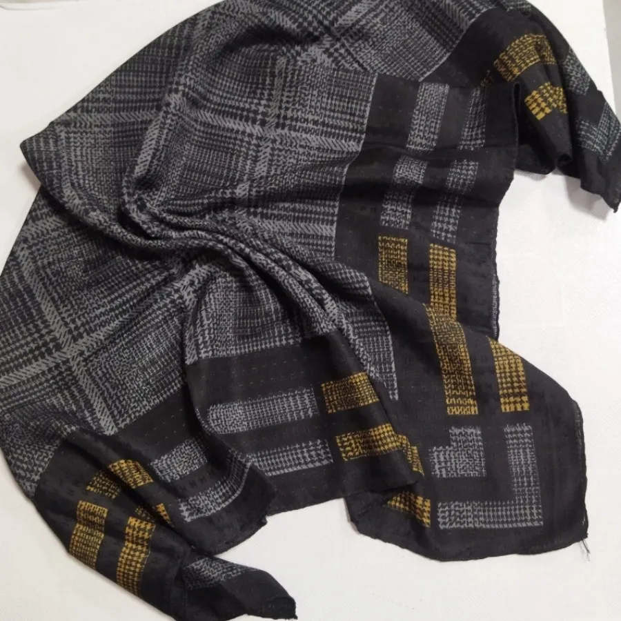 روسری قواره 90 طرح دار