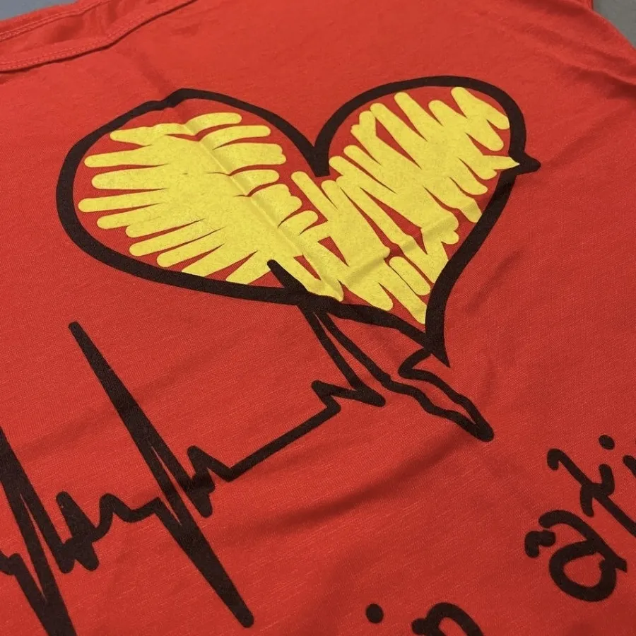 تیشرت شیک قرمز