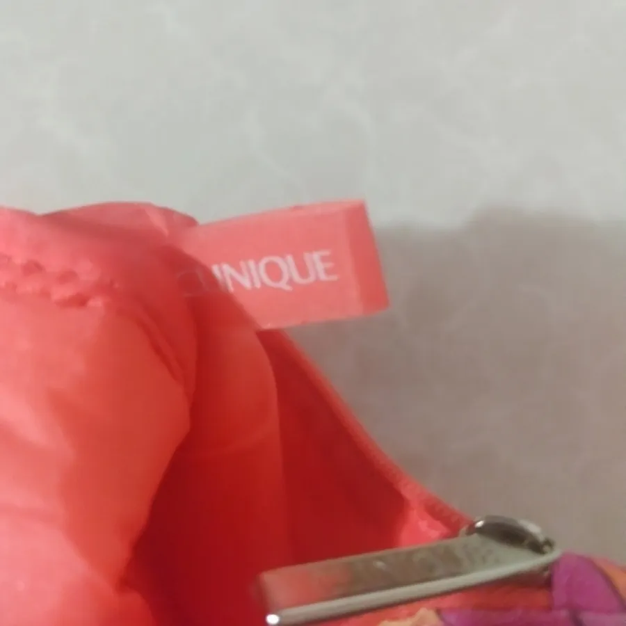 کیف لوازم ارایش کلینیک