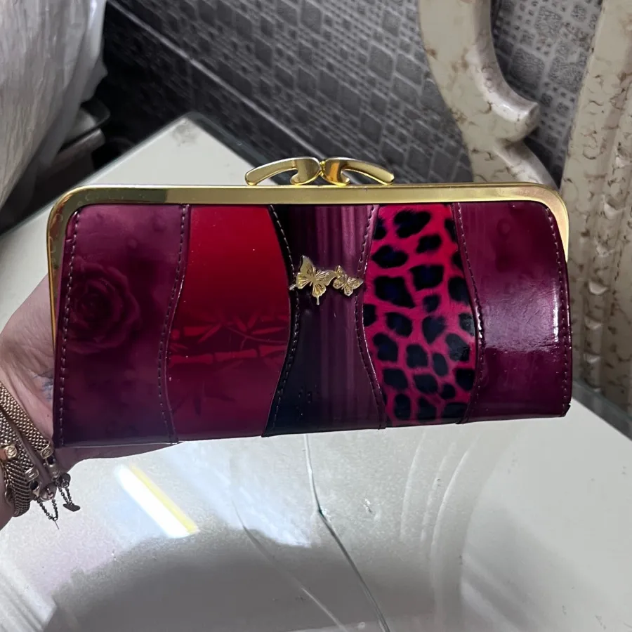 کیف پول زنانه