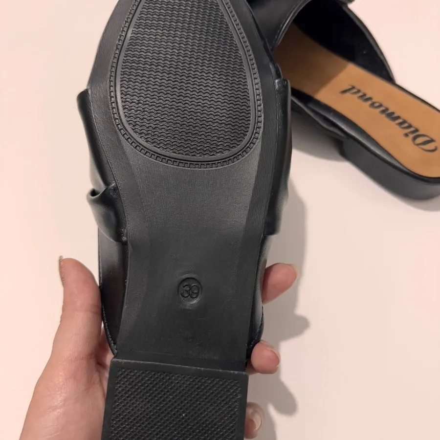 صندل پاپیون دار