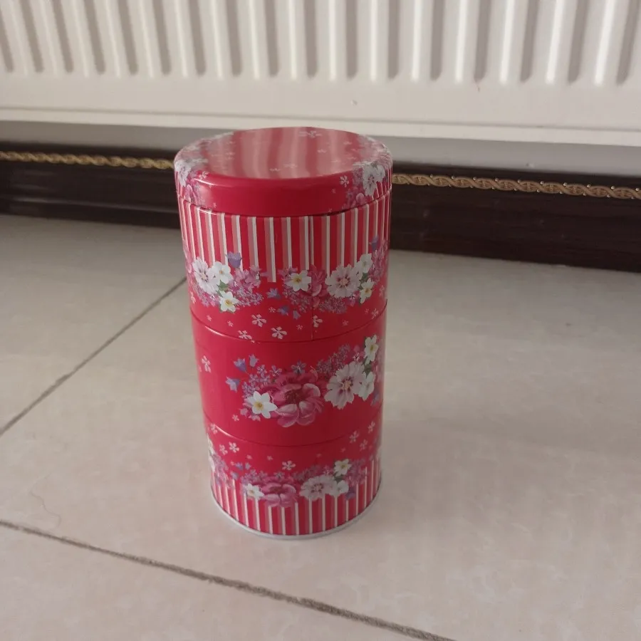 قوطی فلزی گلدار