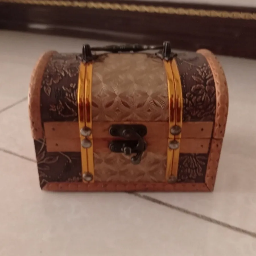 صندوقچه چوبی