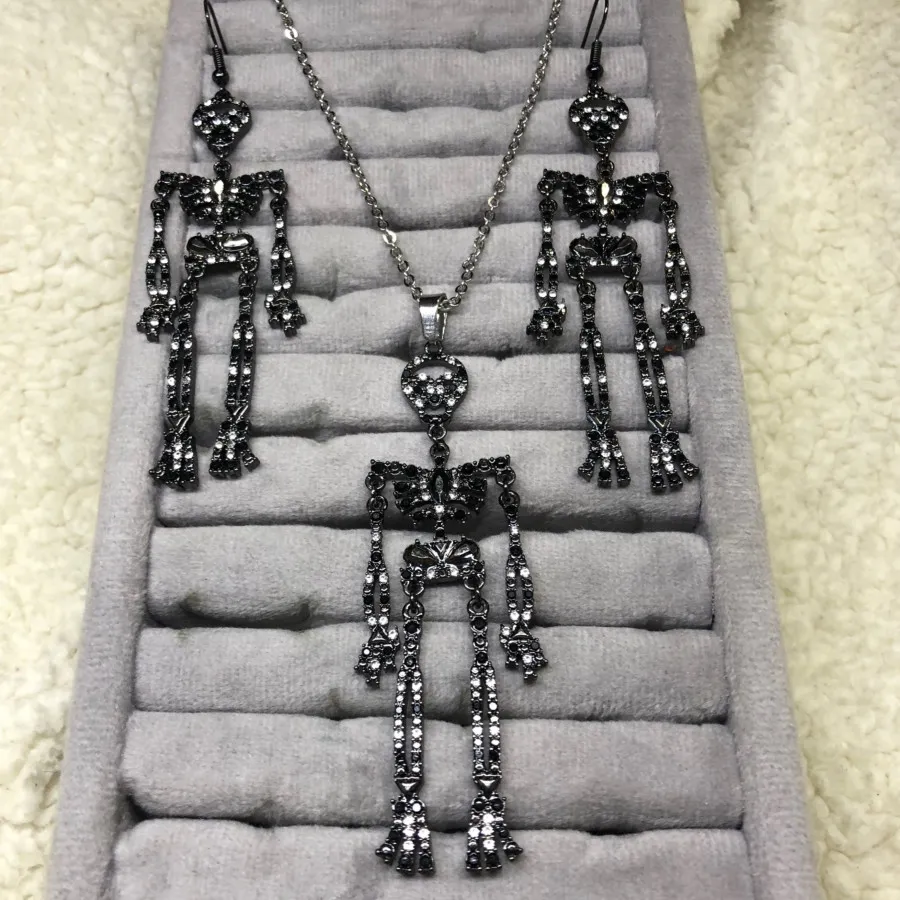 نیم ست نگین دار