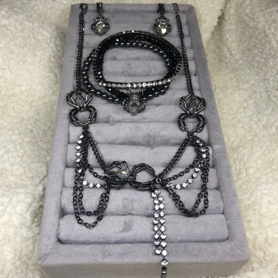 ست کامل نگین دار