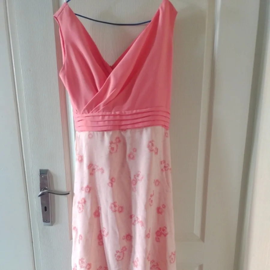 لباس ساقدوشا بوده و پوشید