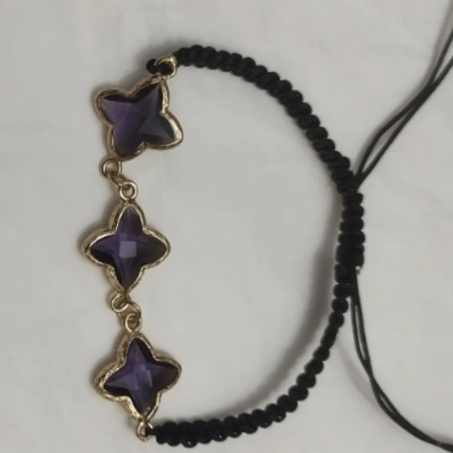 دستبند زیبای ونکلیف