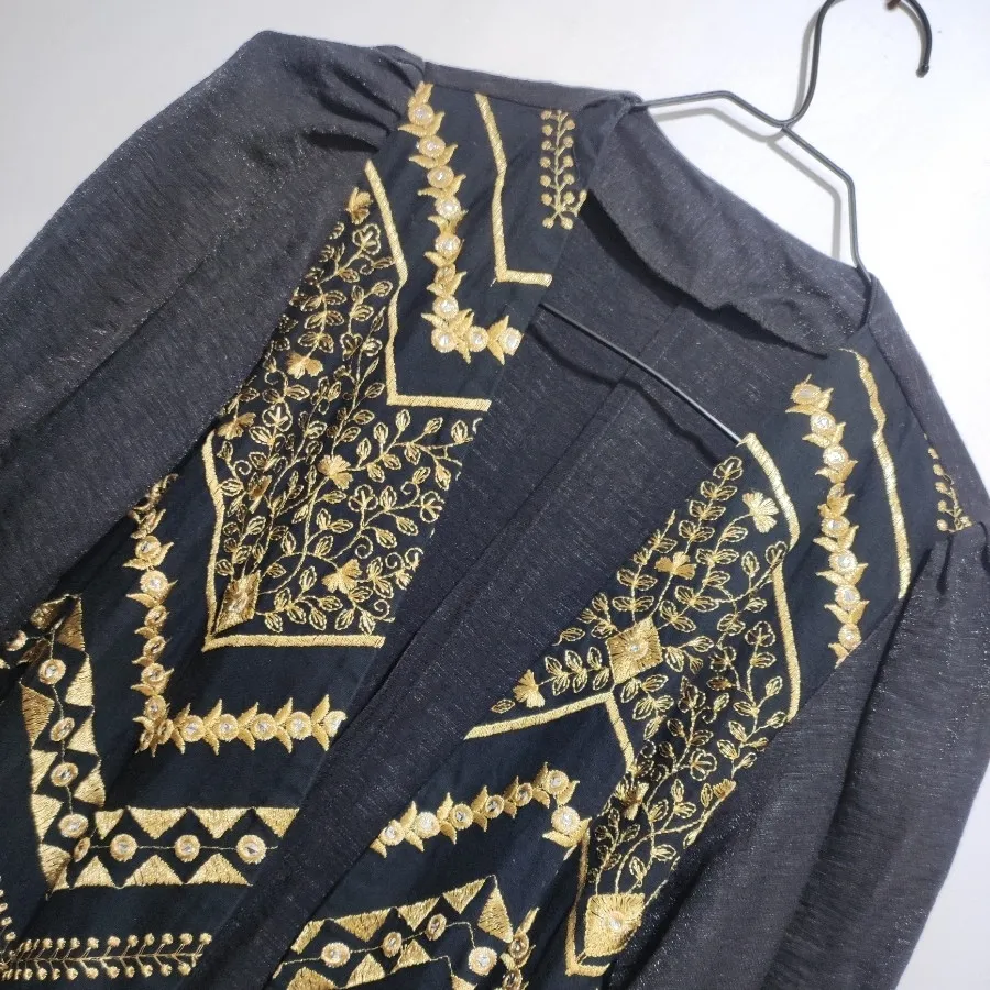 مانتو مزونی