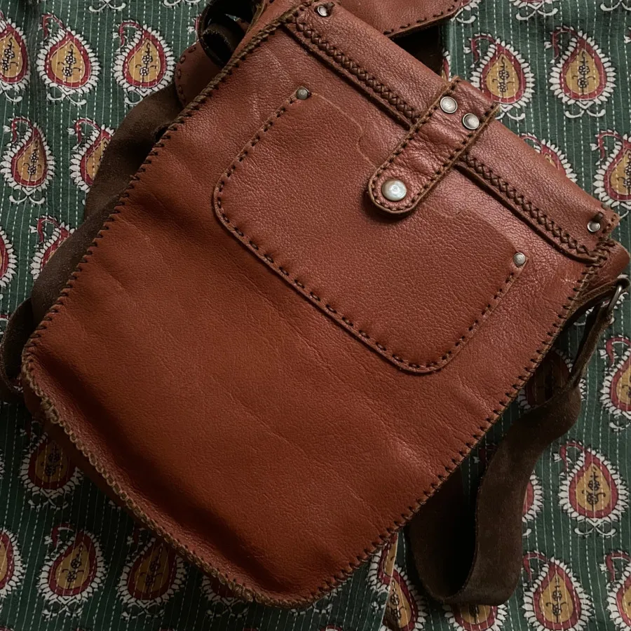 کیف چرم دستدوز