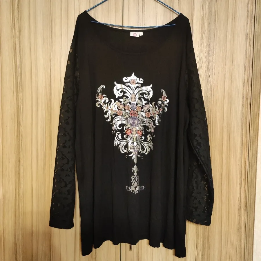 بلوز آستین توری