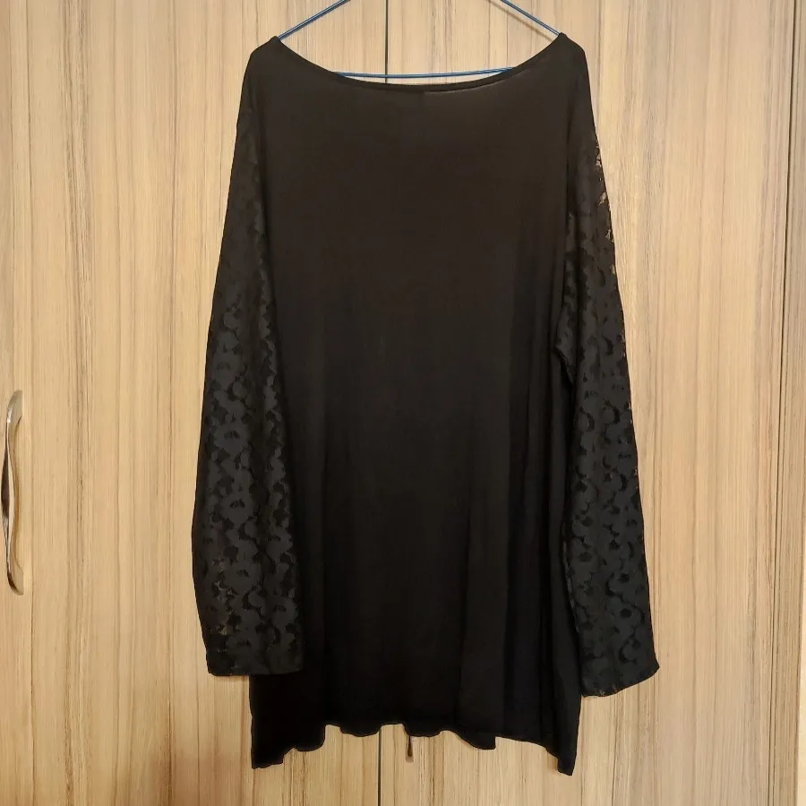 بلوز آستین توری