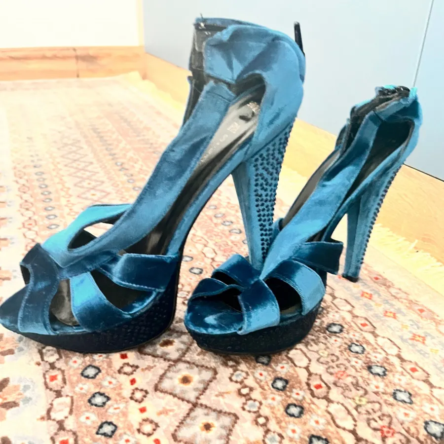 کفش مجلسی مخمل