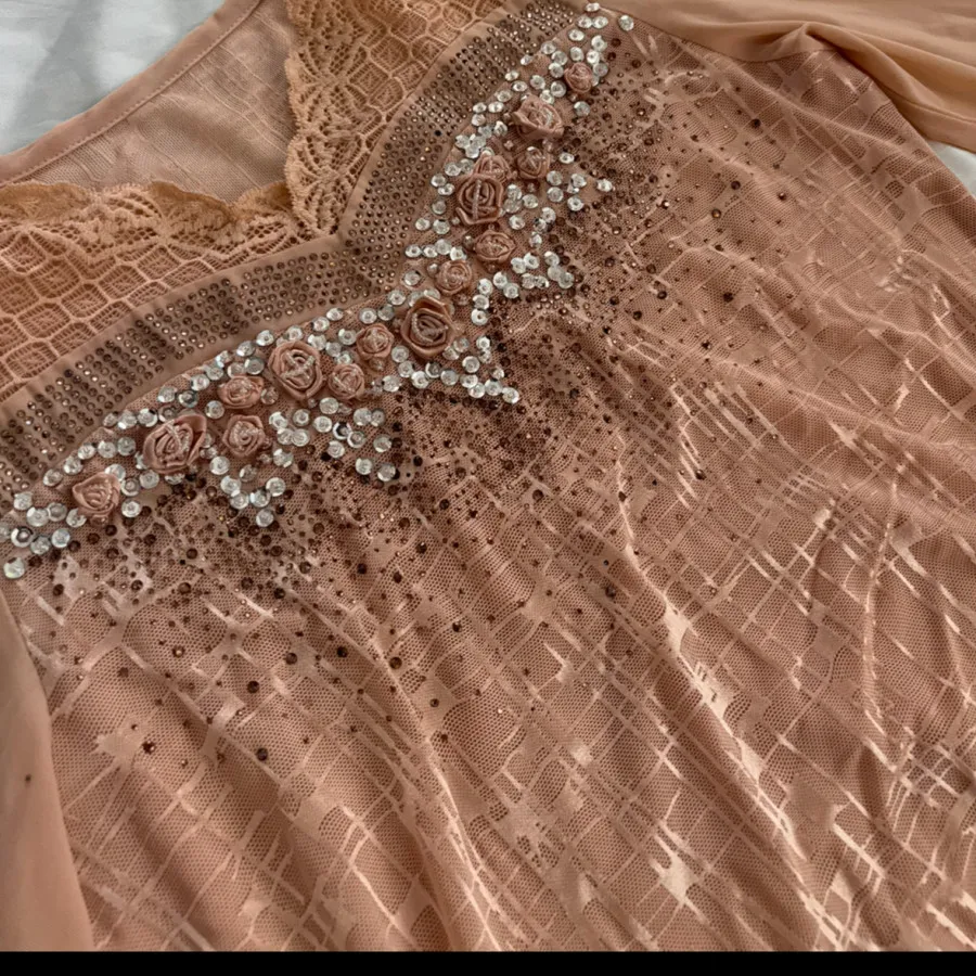 بلوز پولک دوزی