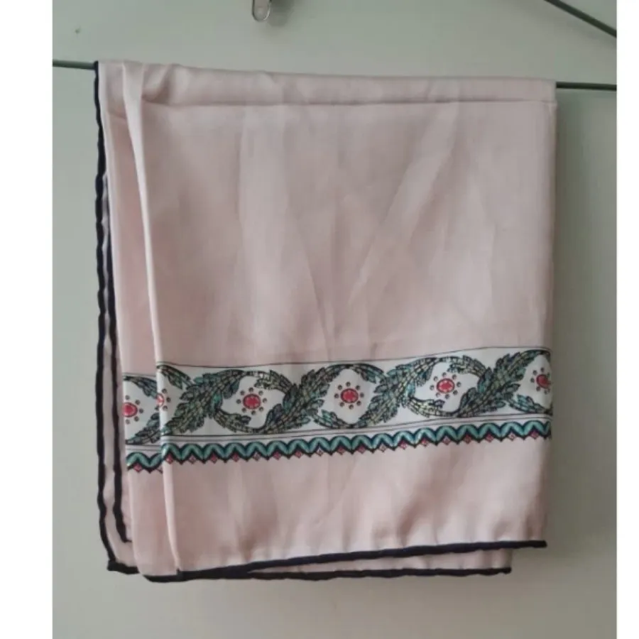 ست کت، تاپ، دامن، روسری