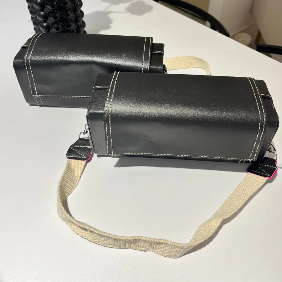 کیف مشکی مکعبی