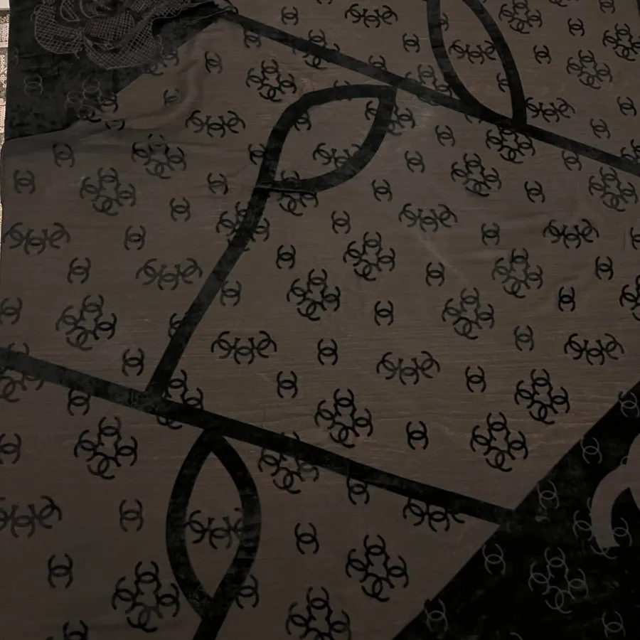 روسری مخمل شنل