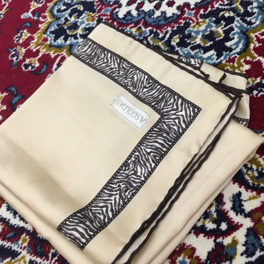 روسری ابریشم دوردست دوز