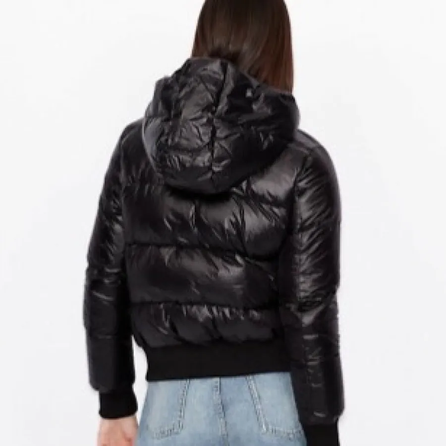 کاپشن خارجی