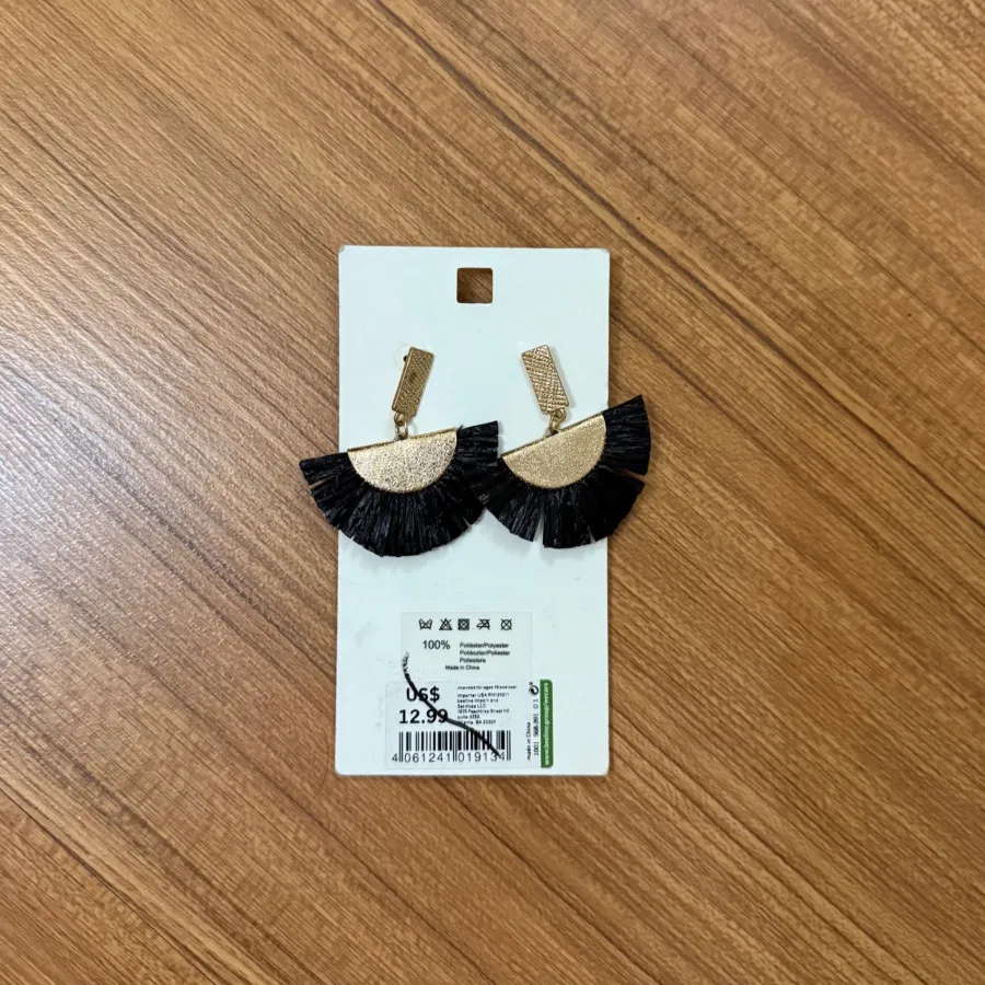 گوشواره های رنگی