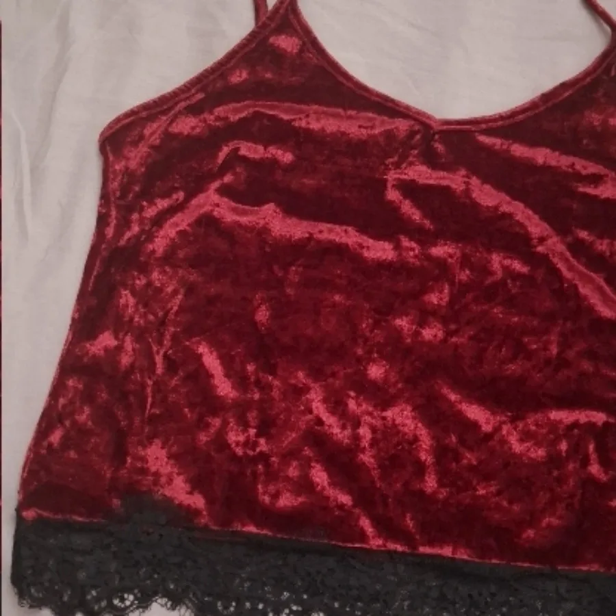 تاپ زنانه مجلسی