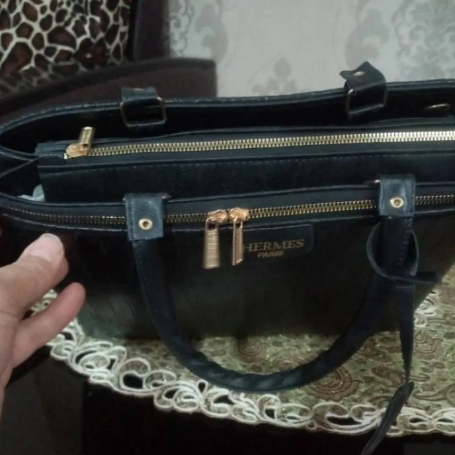 کیف مشکی دستی