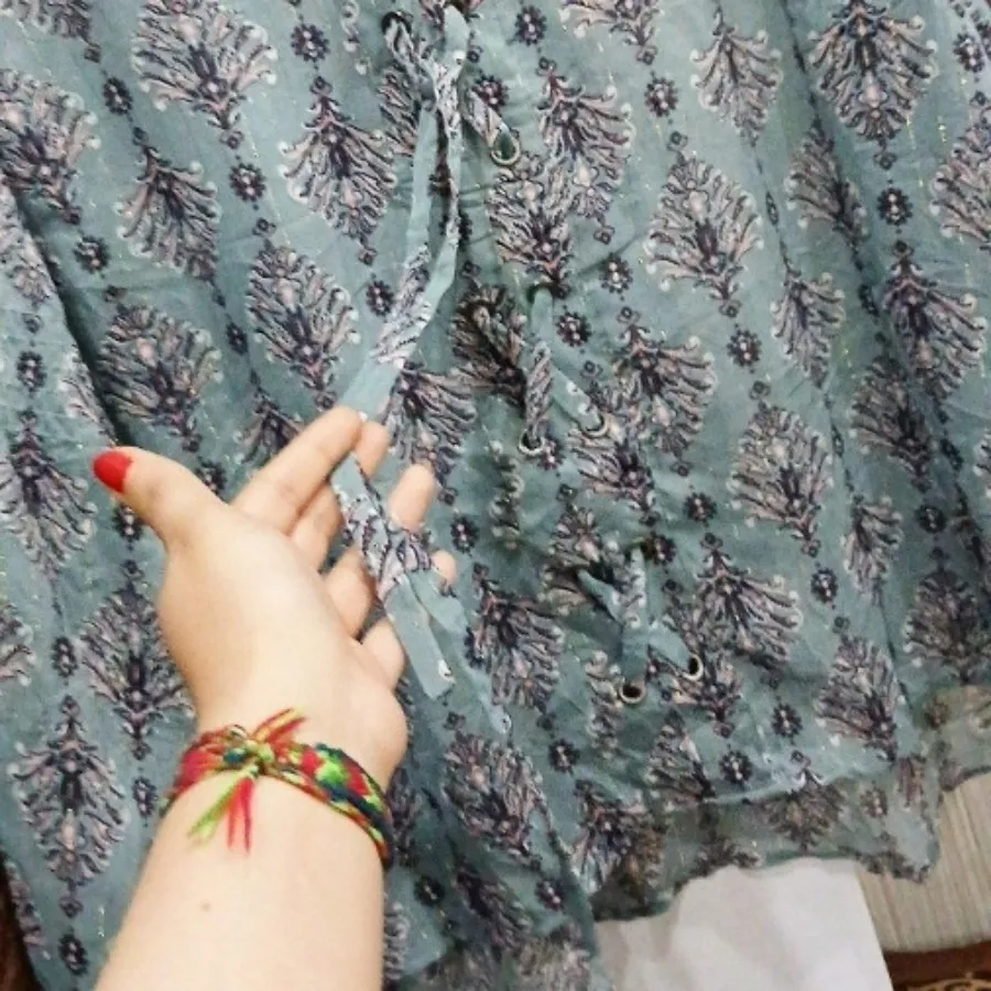 شومیز شیکان پیکان