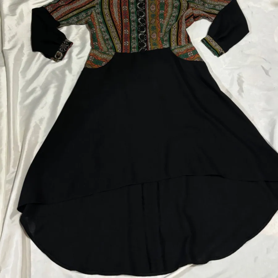 پیراهن مانتویی