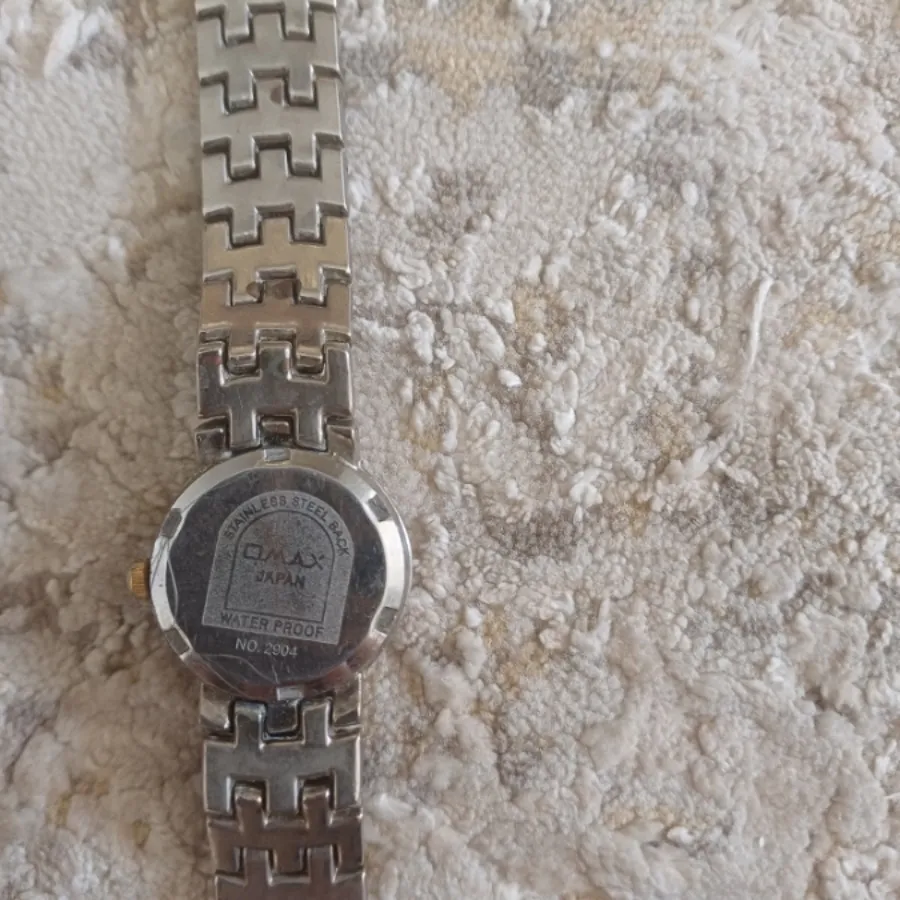 ساعت اوماکس