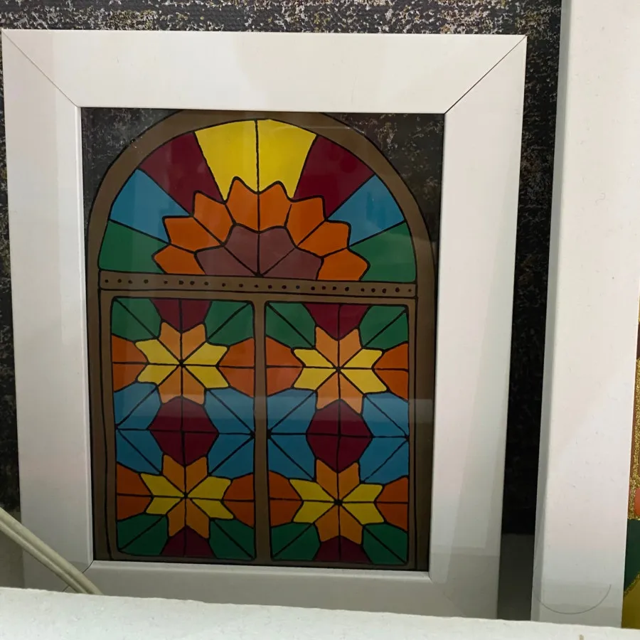 بشقاب دیوارکوب و تابلو