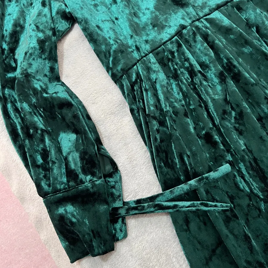 پیراهن مخمل