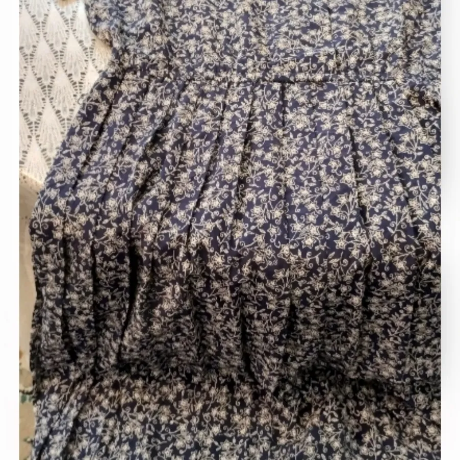 پیراهن پلیسه