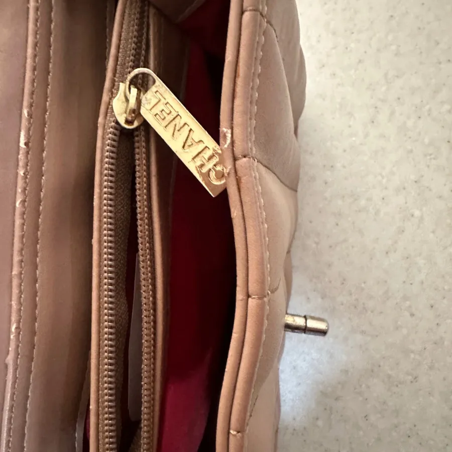 کیف شنل صورتی