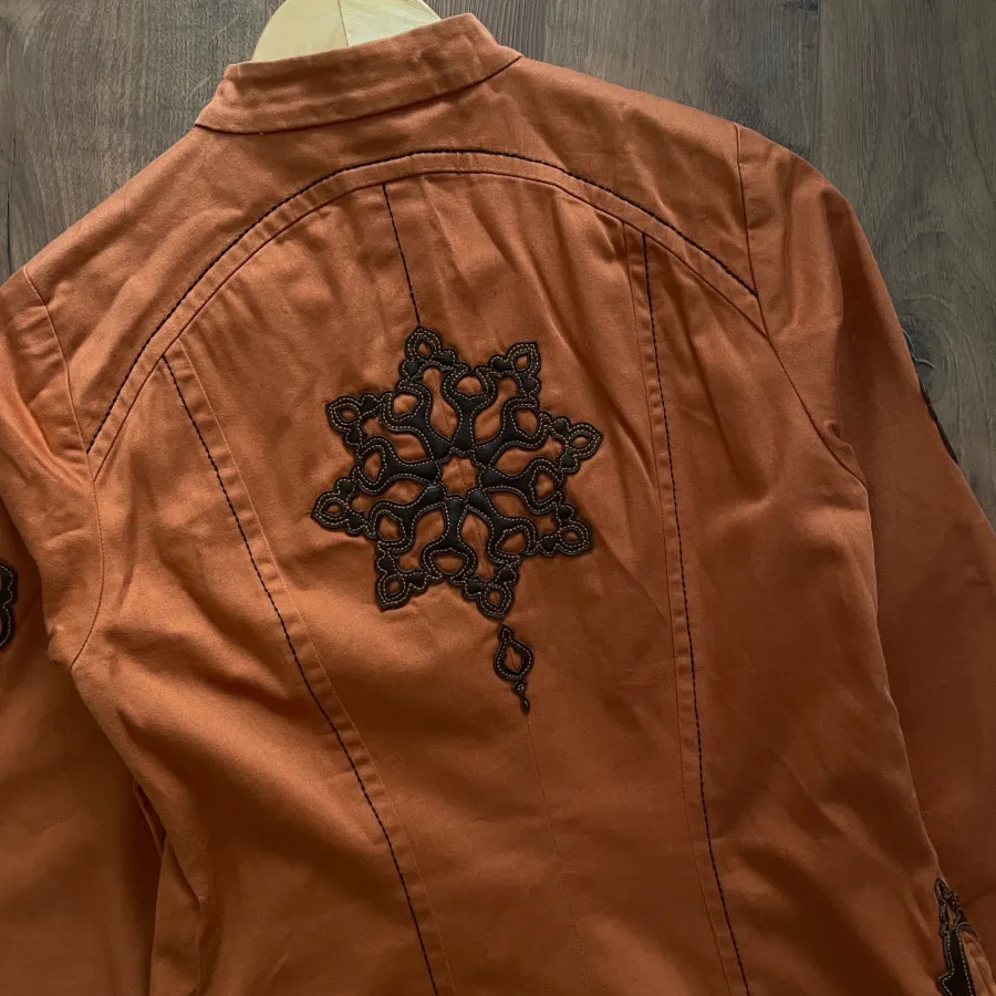 مانتو خاص دستدوز