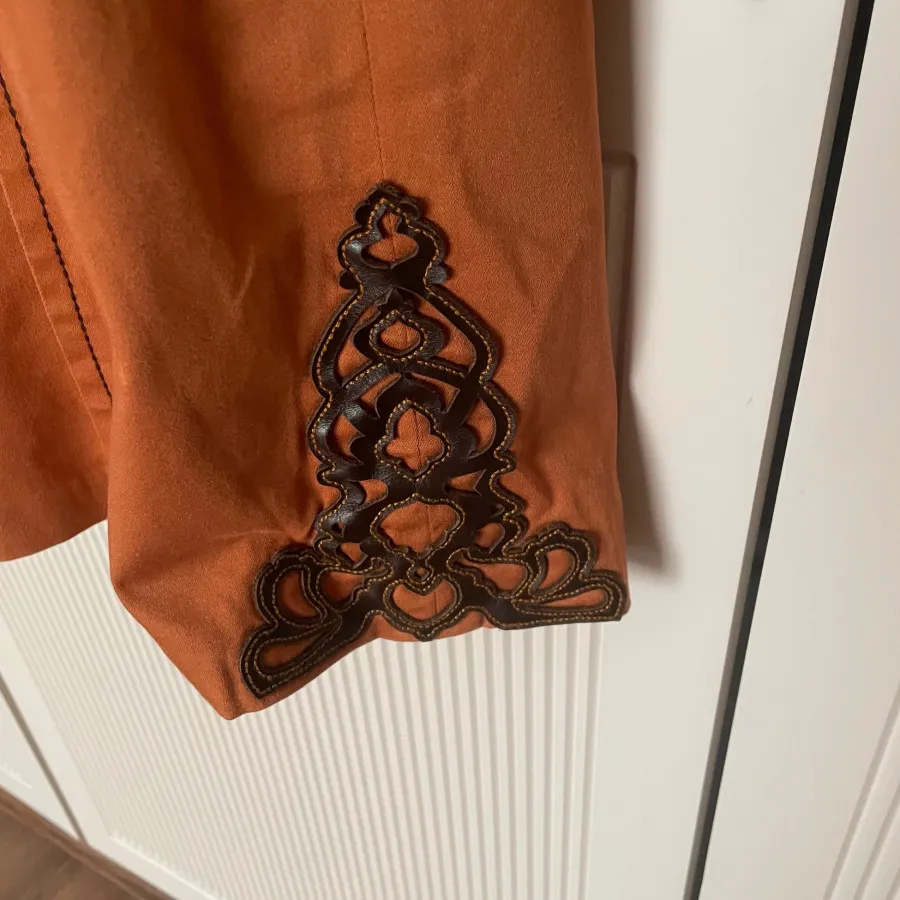 مانتو خاص دستدوز