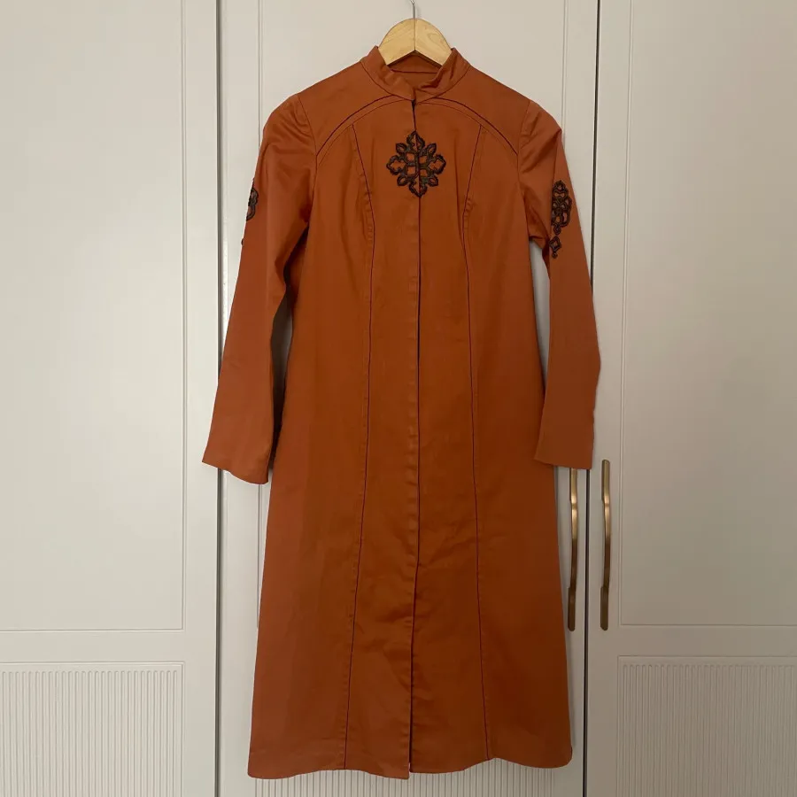 مانتو خاص دستدوز