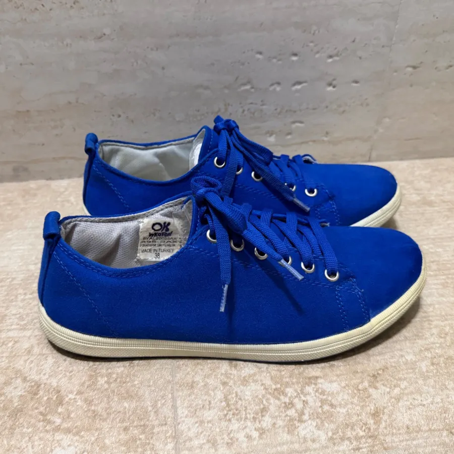 کفش برند کوتون