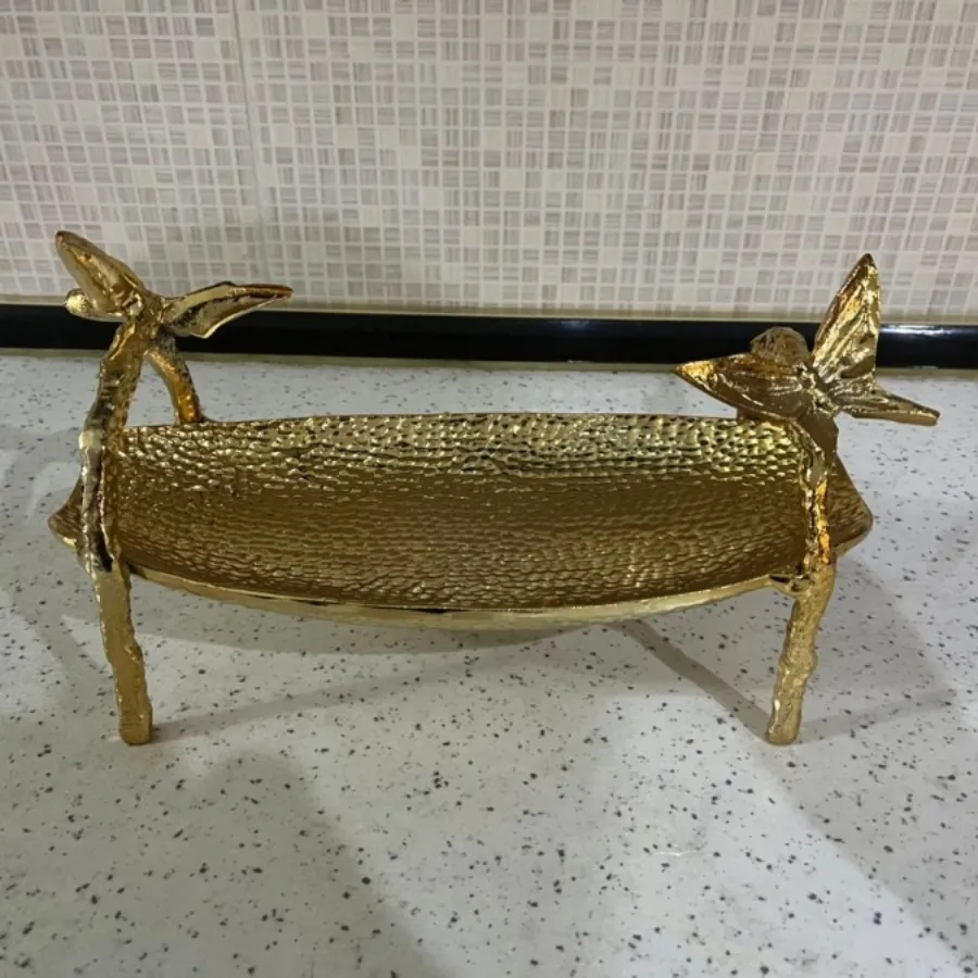 شیرینی خوری