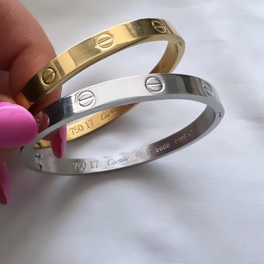 دستبند النگویی لاو کارتیر